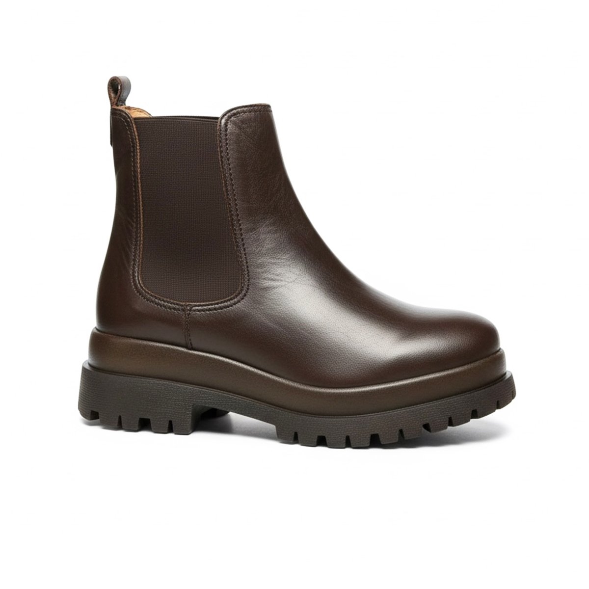 حذاء من الجلد الطبيعي – باللون البني الفاخر