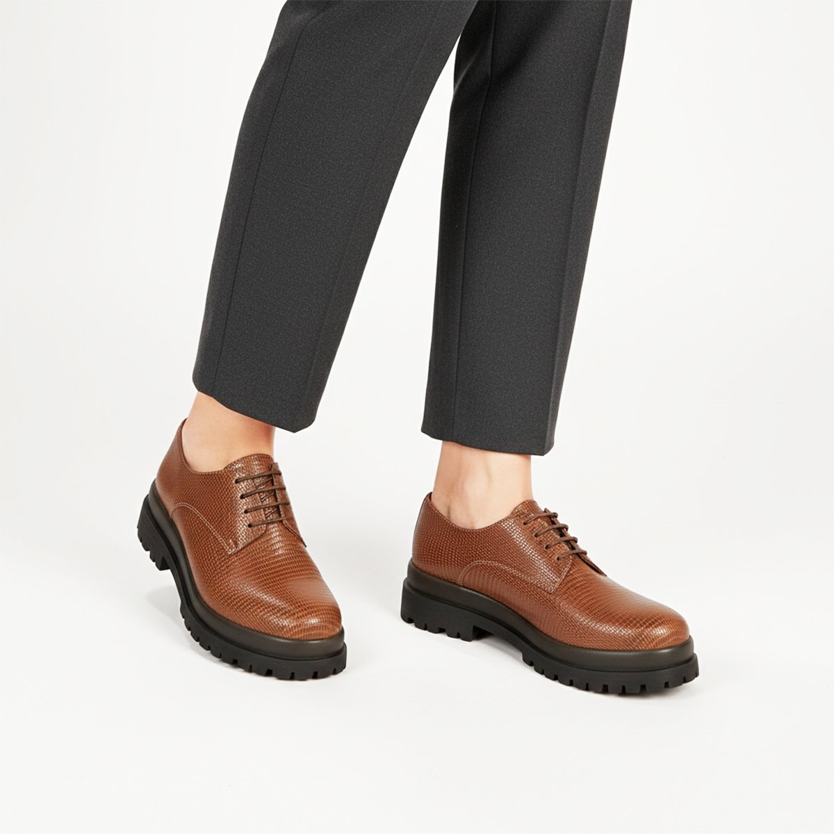 chaussure en vrai cuir réf 0394