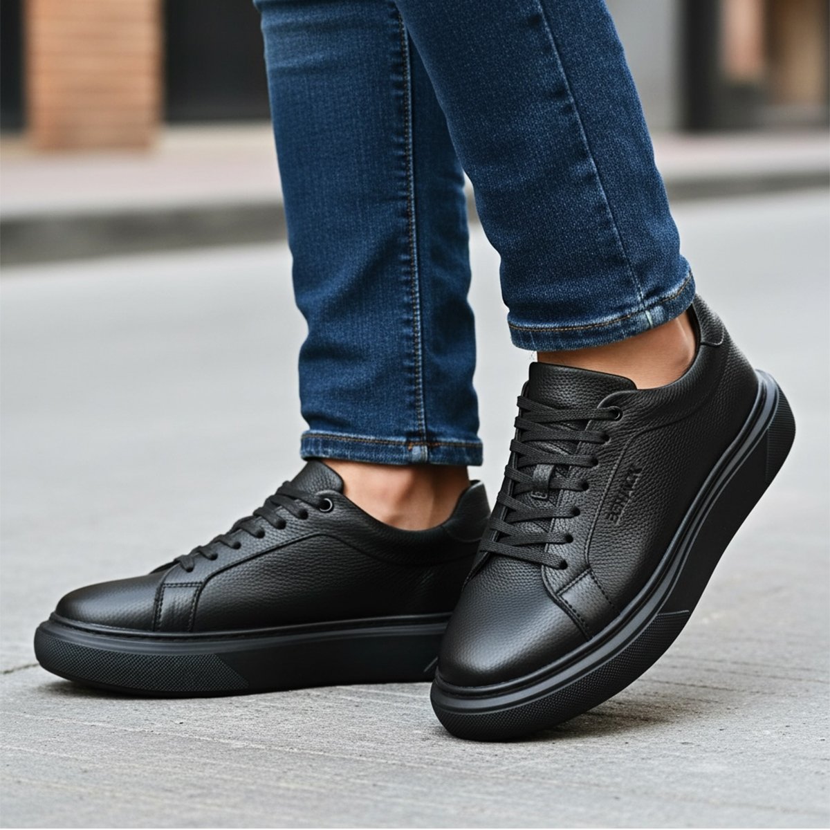 bottine en cuir noir réf 270n