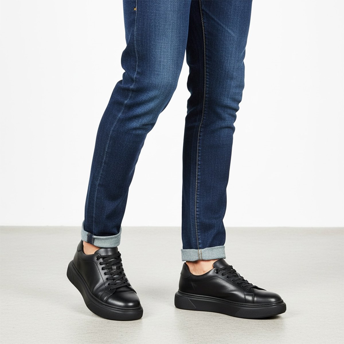 réf n232 basket en cuir